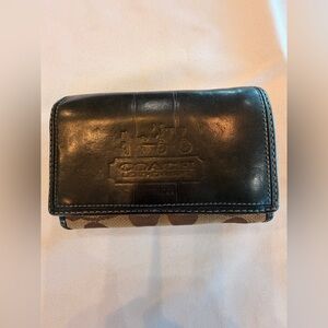 Vintage Coach Bleecker Signature Black Leather and Tan Canvas Pink Sig Wallet